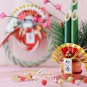 ヒメ日記 2025/01/01 07:45 投稿 水澤 友里 人妻セレブ宮殿