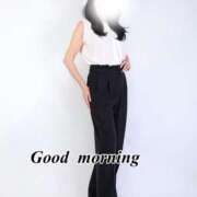 森口 いづみ たまにはパンツで。。 人妻セレブ宮殿