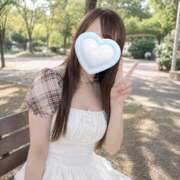 あみ 真夏の午後は、冷たいお部屋でこっそり息抜き🍓 キティーズテラス渋谷店
