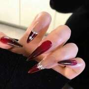 みさこ ネイル 熟女の風俗最終章 池袋店