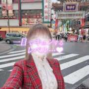もも 宇宙感のあるキスだった👩‍❤️‍💋‍👩 タレントCLUB
