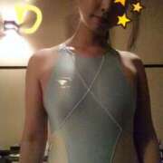 ヒメ日記 2024/12/11 09:43 投稿 【ゆり】水泳インストラクター コーチと私と、ビート板･･･