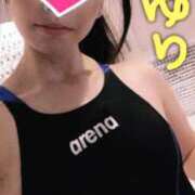 ヒメ日記 2025/10/27 09:53 投稿 【ゆり】水泳インストラクター コーチと私と、ビート板･･･