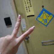 ヒメ日記 2025/12/01 09:53 投稿 【ゆり】水泳インストラクター コーチと私と、ビート板･･･