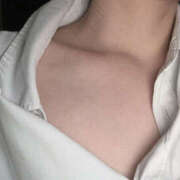 ユラ 出勤！ 彼女の部屋本店