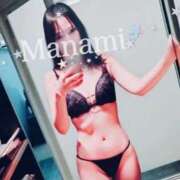 まなみ ありがとう 夜這専門発情する奥様たち 難波店