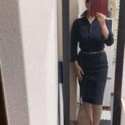 宮沢 かおり 本日出勤します♪ 30代40代50代と遊ぶなら博多人妻専科24時