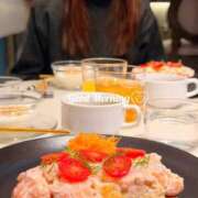 沢尻エマ おはようございます -NEO-皇帝別館（中央街）