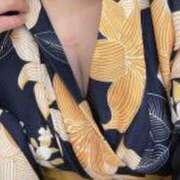 まゆみ 8月の予定👙🌻とお知らせ📢 世界のあんぷり亭 日暮里店