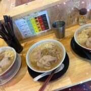 ヒメ日記 2025/12/04 19:30 投稿 一花（いちか） マダムロゼ