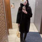 ヒメ日記 2025/12/17 01:02 投稿 いちか 奥様電車