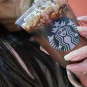 ゆう 𐂂.* REDROOM (レッドルーム)