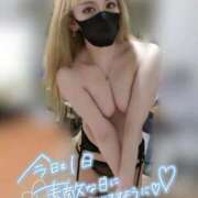 ヒメ日記 2025/10/11 18:01 投稿 あず spicyな女たち