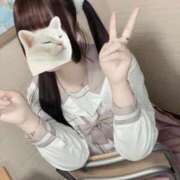 葉月 まこ 次回ご案内18:30頃🎀🤍 アリス女学院 日本橋校