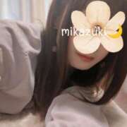 ヒメ日記 2025/12/27 07:53 投稿 三日月ひかる コウテイ