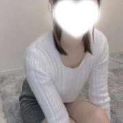 ヒメ日記 2025/11/12 07:24 投稿 新山ちなつ☆清純スレンダー ESTE ALLURE