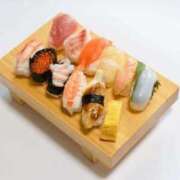 ヒメ日記 2025/08/12 11:24 投稿 篠崎ちひろ『アダルト』 ディオーネ