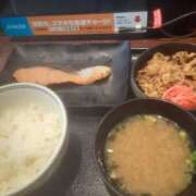 いちか お腹いっぱい。 完熟ばなな西川口