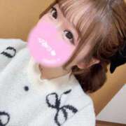 ひなの 21時から🐝🍯 美少女宅急便