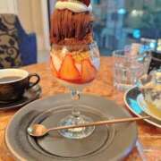 よしこ 120分デートコース　ラーメンの後は甘〜いスイーツで♪ 和歌山人妻援護会