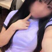 ヒメ日記 2026/04/17 00:09 投稿 桐島りる 全裸美女からのカゲキな誘惑