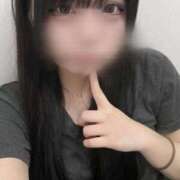 ヒメ日記 2026/08/13 23:58 投稿 桐島りる 全裸美女からのカゲキな誘惑