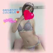 ヒメ日記 2024/12/31 10:42 投稿 浅倉みなみ 全裸美女からのカゲキな誘惑