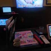 ヒメ日記 2025/05/25 08:35 投稿 浅倉みなみ 全裸美女からのカゲキな誘惑