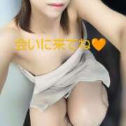 ヒメ日記 2025/05/27 09:52 投稿 浅倉みなみ 全裸美女からのカゲキな誘惑