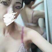 ヒメ日記 2025/08/03 07:25 投稿 浅倉みなみ 全裸美女からのカゲキな誘惑