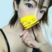 ヒメ日記 2025/10/18 10:06 投稿 浅倉みなみ 全裸美女からのカゲキな誘惑