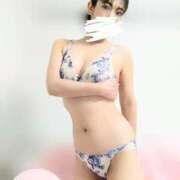 ヒメ日記 2025/10/28 07:32 投稿 浅倉みなみ 全裸美女からのカゲキな誘惑