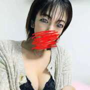 ヒメ日記 2025/11/05 07:22 投稿 浅倉みなみ 全裸美女からのカゲキな誘惑