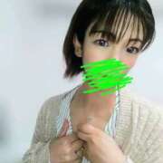 ヒメ日記 2025/11/09 10:02 投稿 浅倉みなみ 全裸美女からのカゲキな誘惑