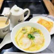 ヒメ日記 2025/11/12 07:42 投稿 浅倉みなみ 全裸美女からのカゲキな誘惑