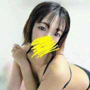 ヒメ日記 2025/11/14 07:22 投稿 浅倉みなみ 全裸美女からのカゲキな誘惑