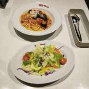 ヒメ日記 2025/12/17 08:22 投稿 浅倉みなみ 全裸美女からのカゲキな誘惑