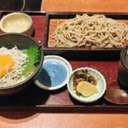 浅倉みなみ そばとしらす丼 全裸美女からのカゲキな誘惑
