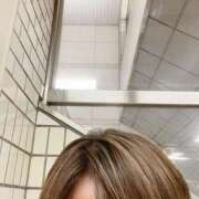 ヒメ日記 2025/08/19 18:35 投稿 あまなつ 逢って30秒で即尺