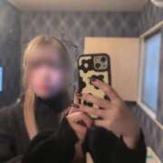 みお 雪が好き。 池袋添い寝女子