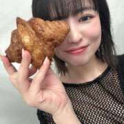 ヒメ日記 2025/05/12 09:42 投稿 滝沢なお 全裸美女からのカゲキな誘惑