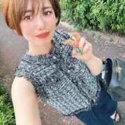 ヒメ日記 2025/09/03 07:48 投稿 滝沢なお 全裸美女からのカゲキな誘惑