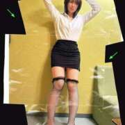 ヒメ日記 2025/09/21 23:32 投稿 滝沢なお 全裸美女からのカゲキな誘惑