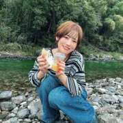 ヒメ日記 2025/10/12 07:32 投稿 滝沢なお 全裸美女からのカゲキな誘惑