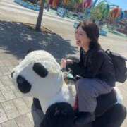 ヒメ日記 2025/10/17 07:22 投稿 滝沢なお 全裸美女からのカゲキな誘惑