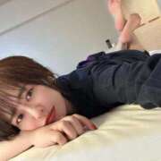 ヒメ日記 2025/10/18 11:02 投稿 滝沢なお 全裸美女からのカゲキな誘惑