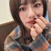 ヒメ日記 2025/10/23 09:42 投稿 滝沢なお 全裸美女からのカゲキな誘惑