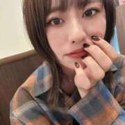 ヒメ日記 2025/11/14 00:22 投稿 滝沢なお 全裸美女からのカゲキな誘惑