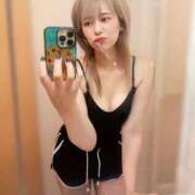 ヒメ日記 2025/11/16 09:32 投稿 滝沢なお 全裸美女からのカゲキな誘惑