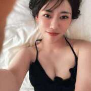 ヒメ日記 2025/11/19 08:02 投稿 滝沢なお 全裸美女からのカゲキな誘惑